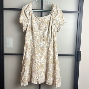 LOFT Beige and White Leaf Print Dress